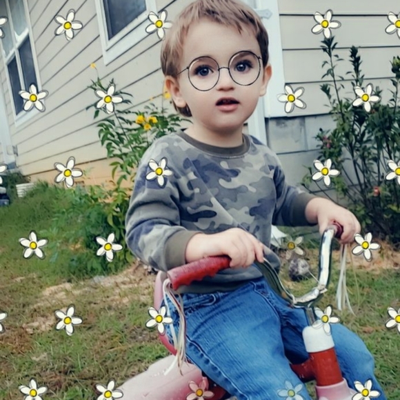 Meet your posher, Alicia - Picture 10 of 12